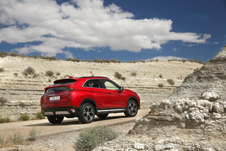  Mitsubishi Eclipse Cross 2017 года  (WW) (фото 53 из 73)